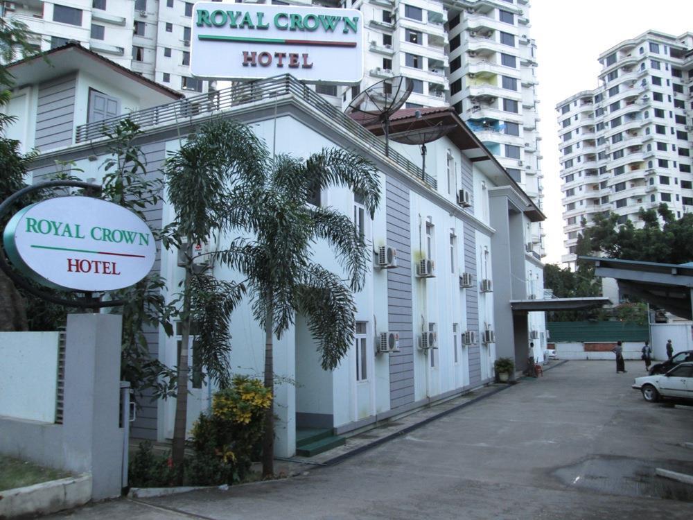 Royal Crown Hotel Yangon Exteriör bild